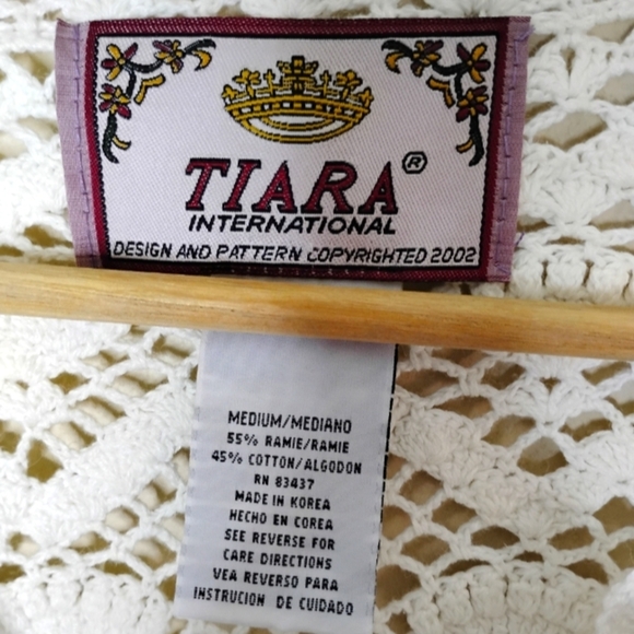 Tiara International Crochet Cardigan M White Vintage Open Front Sweater - Picture 7 of 8